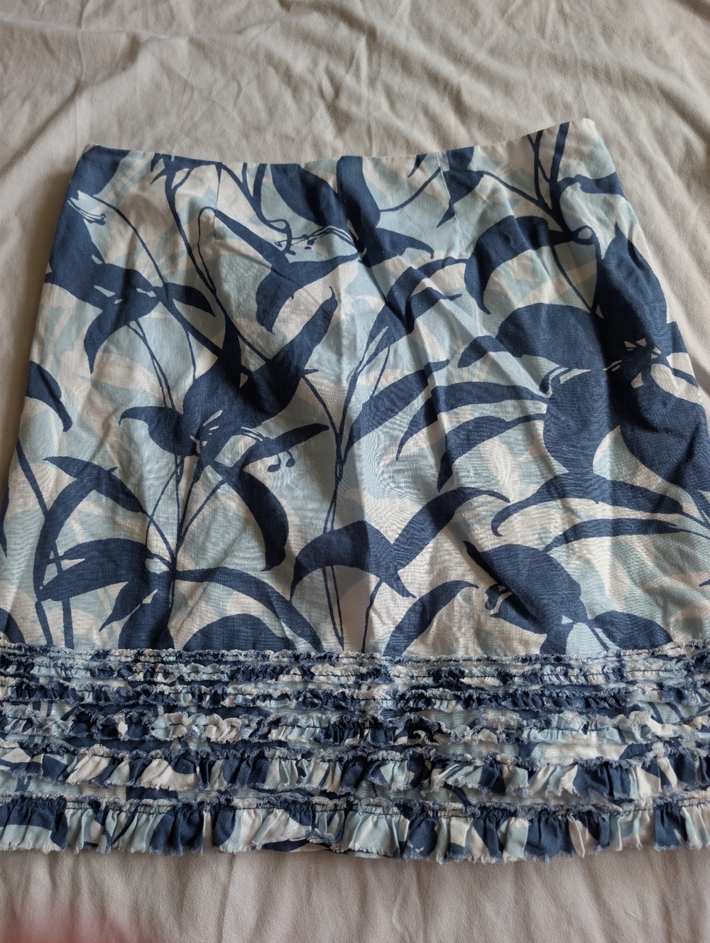 Tommy Bahama 100% Linen mini Skirt Size 6